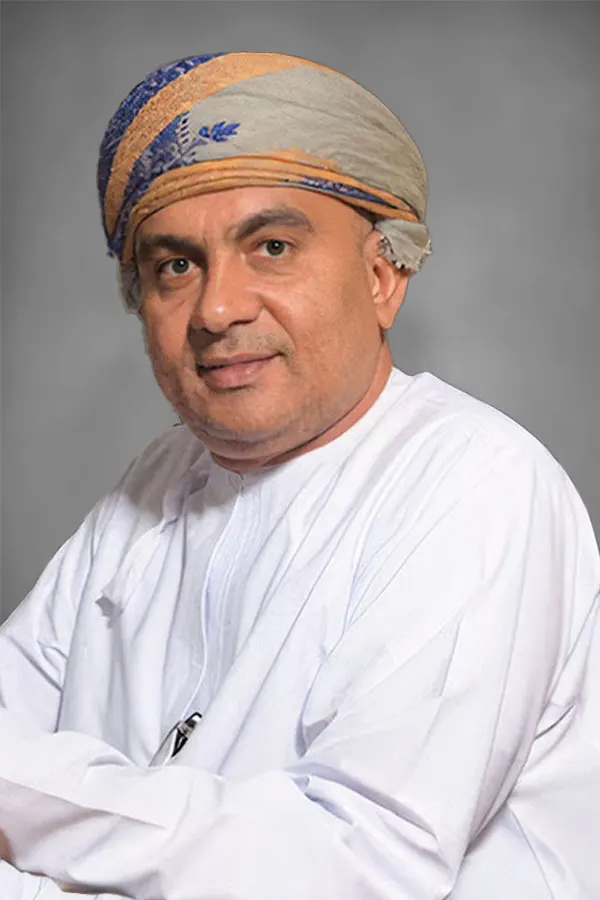 المؤسس: الدكتور هلال بن خليفة الخروصي ( محامي عليا )