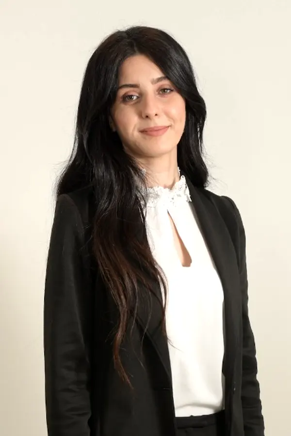 مي عزالدين سلطان (مستشـــارة قانونيـــة)