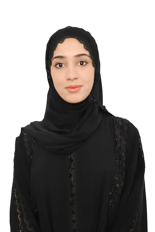 العنود بنت حمد بن علي الهنائية (محامـــية ابتدائية)