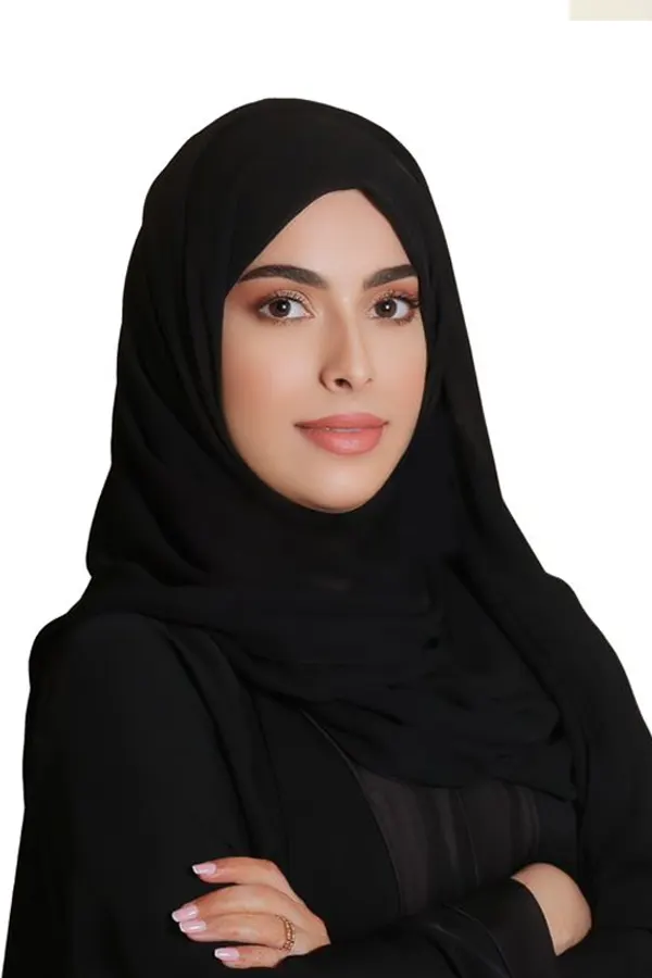 سارة خميس عبيد الكعبي (محامـــية ابتدائية)